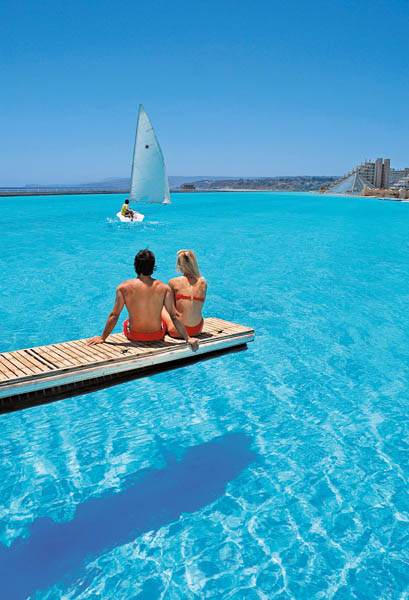 biggest swimming pool in the world san alfonso del mar 5 The Largest Swimming Pool in the World