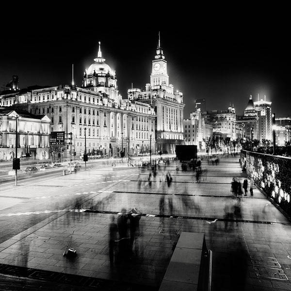 black and white cityscape night photography martin stavars 11 Dramatic Black and White Cityscapes at Night