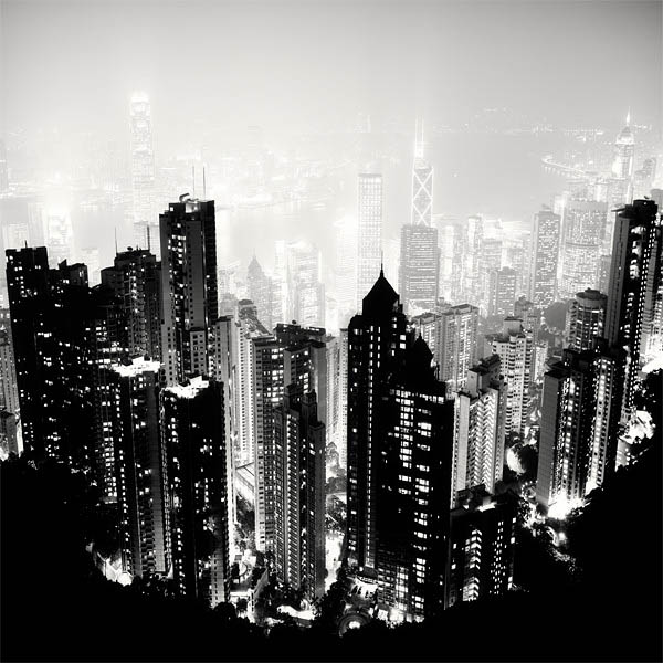 black and white cityscape night photography martin stavars 6 Dramatic Black and White Cityscapes at Night
