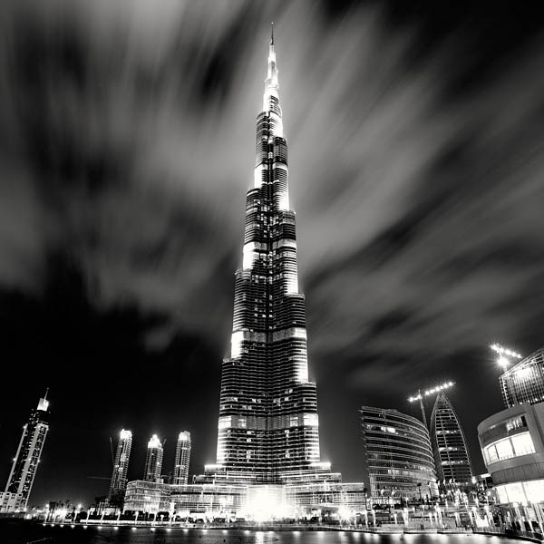 black and white cityscape night photography martin stavars 7 Dramatic Black and White Cityscapes at Night