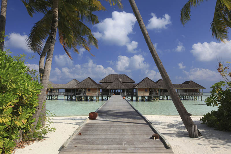 maldives resorts on the water stilt houses 1 The Amazing Stilt Houses of Soneva Gili in the Maldives