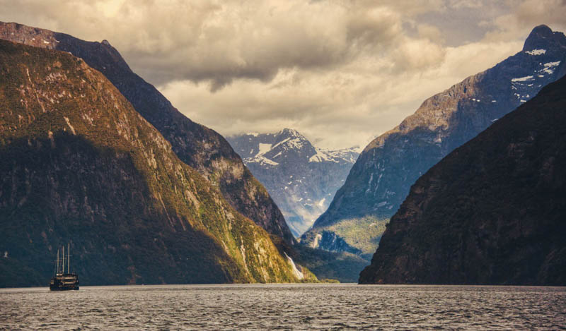 milford sound fjord new zealand south island fiordland national park 1 Picture of the Day: The Milford Sound Fjord in New Zealand