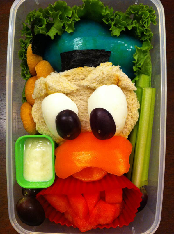 mom makes lunch art for son bento box art 6 Awesome Mom Turns Sons Lunches Into Works of Art