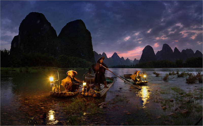 night fishing in china Picture of the Day: Night Fishing in Yangshuo, China