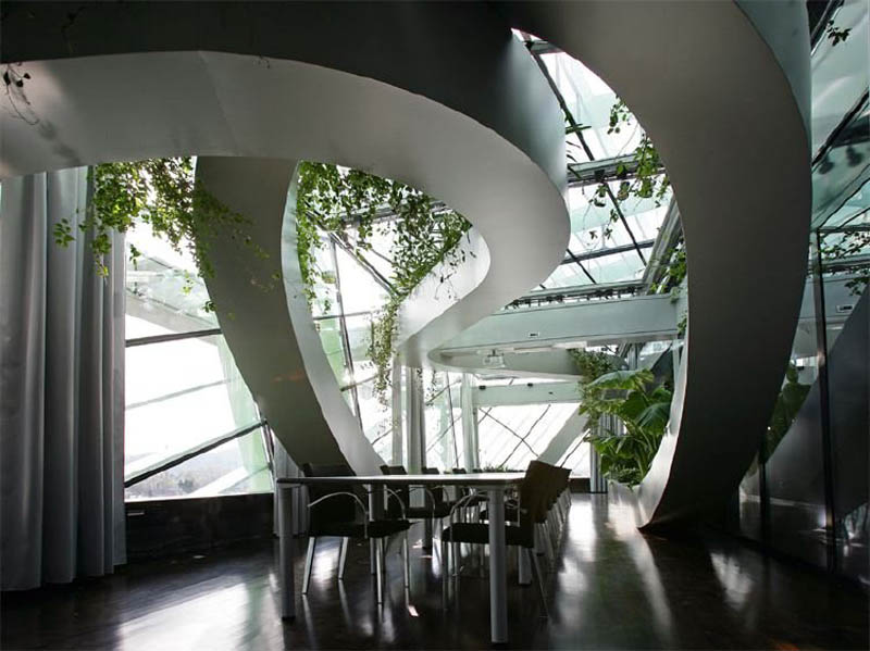 rooftop meeting space with swopping lush panoramic interior garden 3 Amazing Rooftop Boardroom with Panoramic Indoor Garden