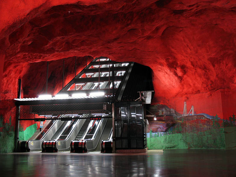 stockholm metro subway art sweden worlds longest art gallery 4 The Moscow Metro Has Some Beautiful Stations