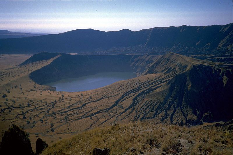 sudan jebel marra deriba crater lake 15 of the Most Beautiful Crater Lakes in the World