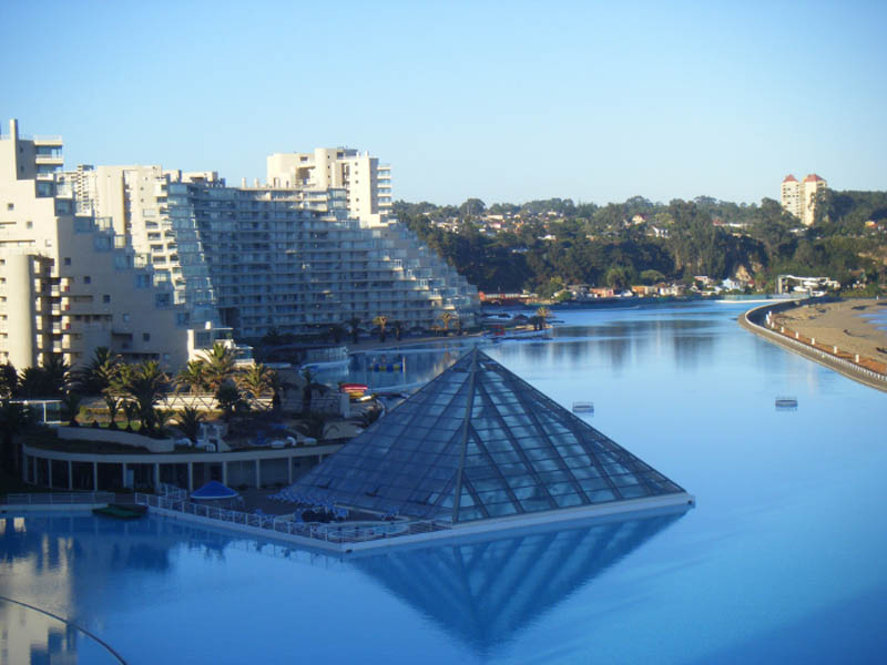 worlds largest swimming pool san alfonso del mar chile 1 The Largest Swimming Pool in the World