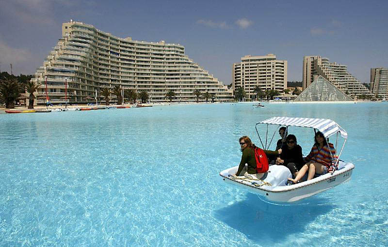 worlds largest swimming pool san alfonso del mar chile 3 The Largest Swimming Pool in the World