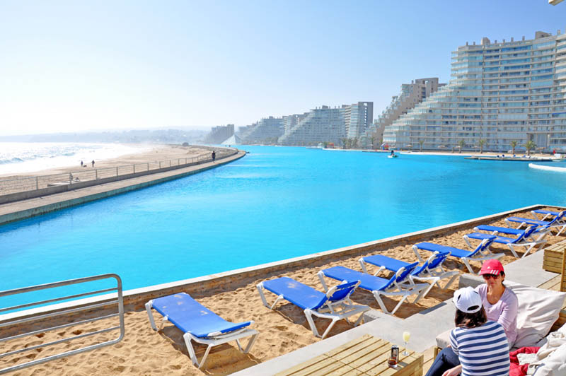 worlds largest swimming pool san alfonso del mar chile 4 The Largest Swimming Pool in the World