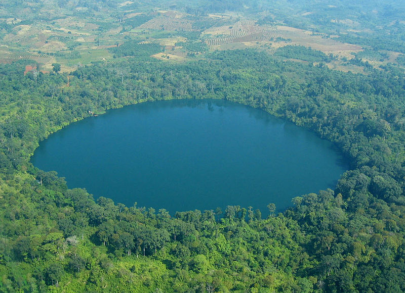 yak loum crater lake cambodia 15 of the Most Beautiful Crater Lakes in the World