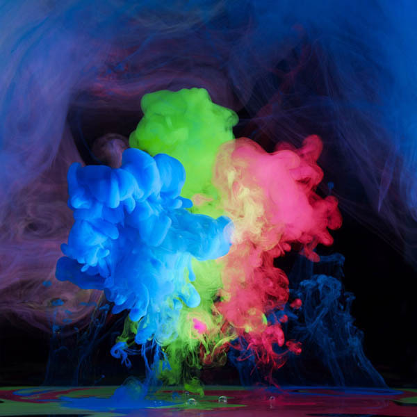 colored ink in water aqueous mark mawson 3 Ink Explosions Under Water by Mark Mawson