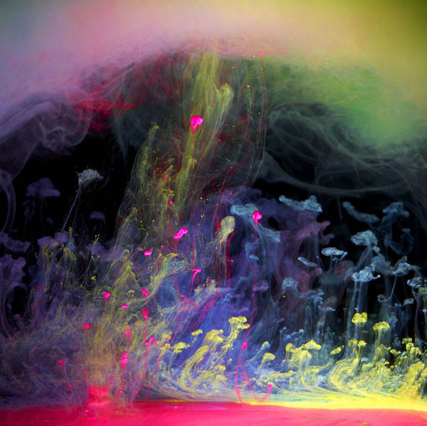 ink in water aqueous series mark mawson 1 6 Amazing Color Spectrums Made from Thread