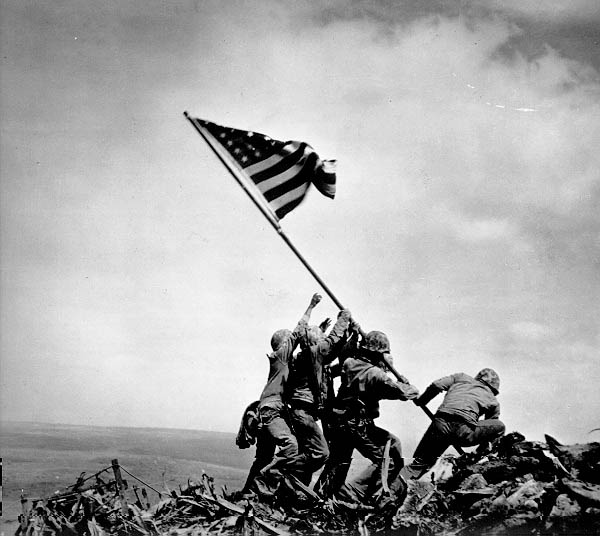 uncropped photo of famous ww2 photo showing soldiers raising flag on iwo jima