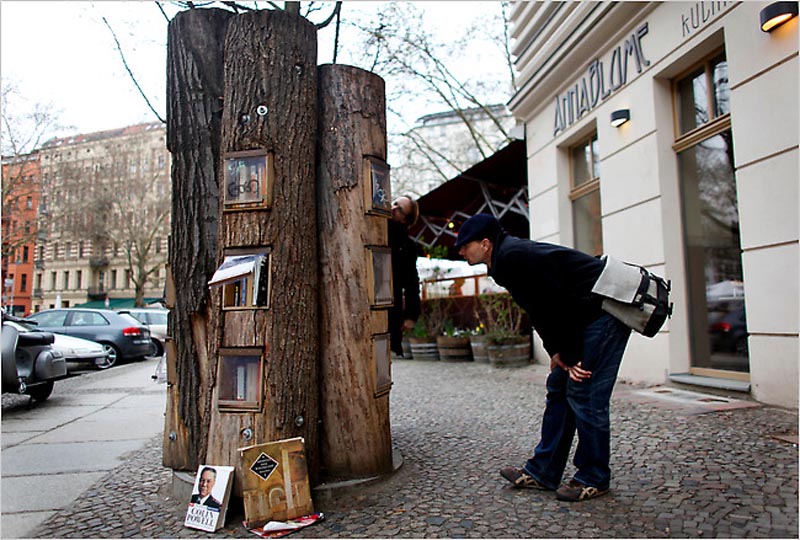 book forest bookshelf trees in berlin 1 Fallen Trees Turned Into Public Bookcases in Berlin