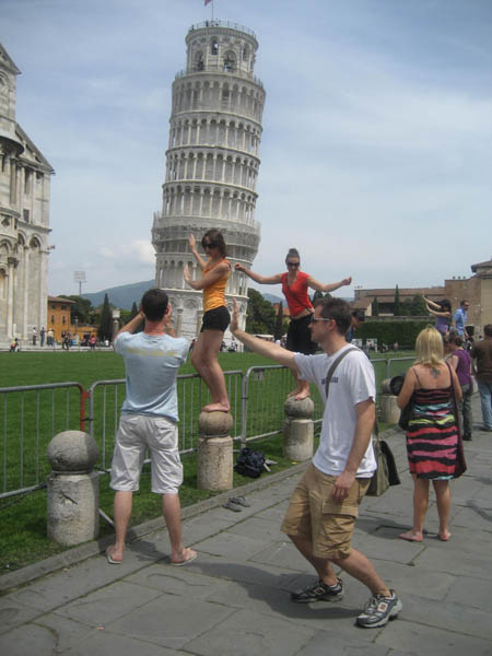 leaning tower of pisa funny 9 Ten Alternatives to Leaning on the Tower of Pisa