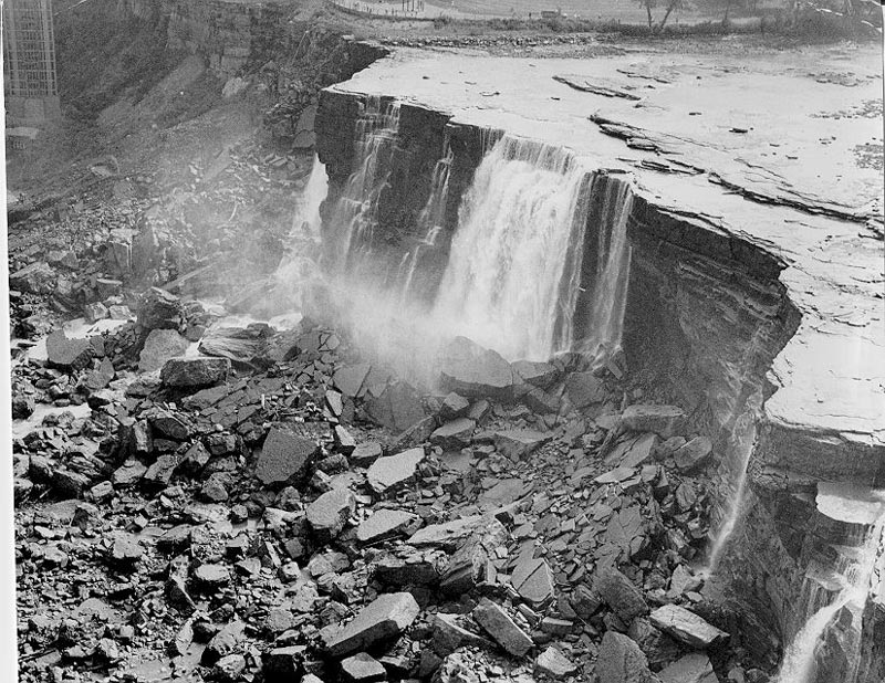 american niagara falls dry de watered 1969 6 The Day Niagara Falls Went Dry