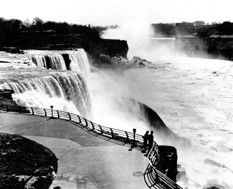 american niagara falls dry de watered 1969 9 The Day Niagara Falls Went Dry
