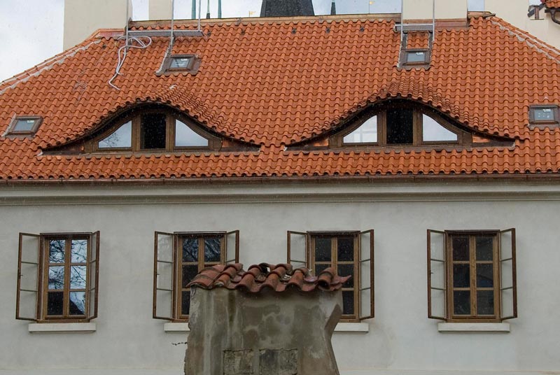 building with shifty eyes The Most Unusual McDonalds Locations in the World
