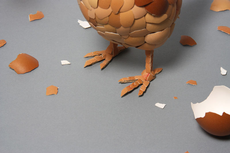 chicken made of egg shells kyle bean 2 Inventive Hand Crafted Art by Kyle Bean