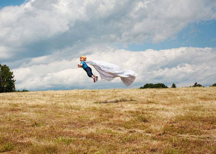flying baby henry by rachel hulin 7 Funny Portraits of Henry the Flying Baby