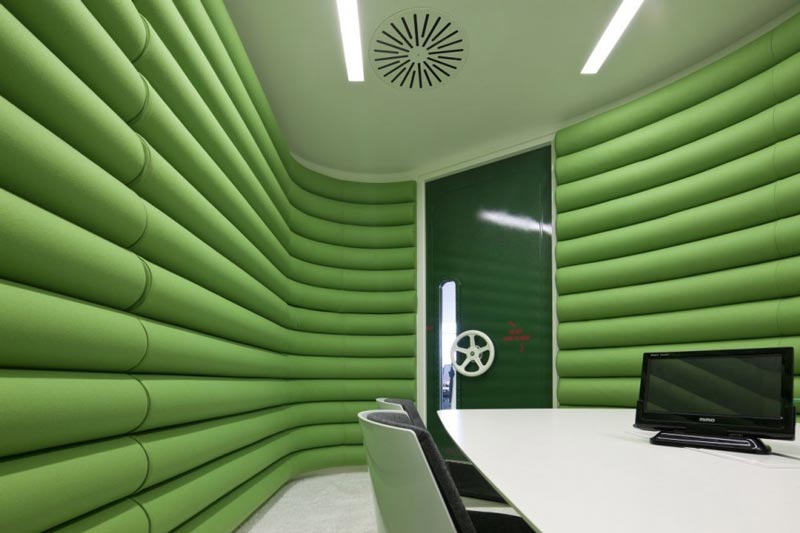 google london hq office by penson 6 Googles Funky Headquarters in London