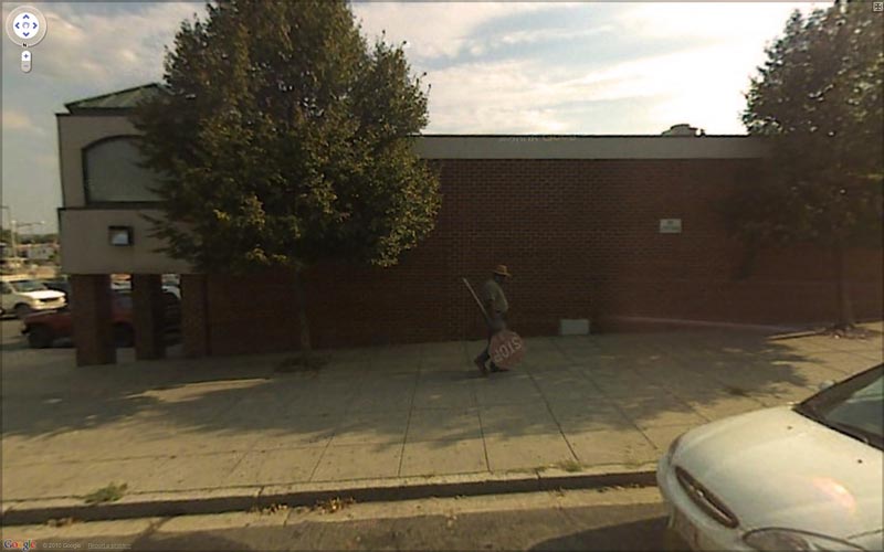 interesting google street view images 6 25 Pictures of Life Captured by Google Street View