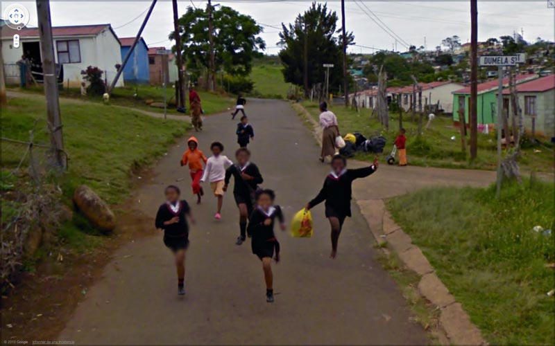 interesting google street view images 8 25 Pictures of Life Captured by Google Street View
