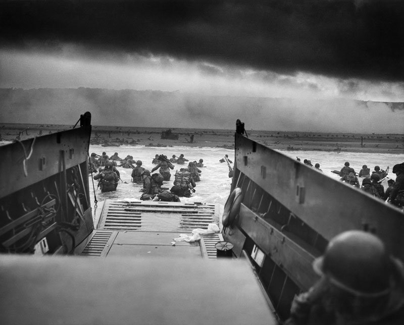 into the jaws of death d day world war 2 normandy omaha beach The 2011 Wikimedia Commons Pictures of the Year