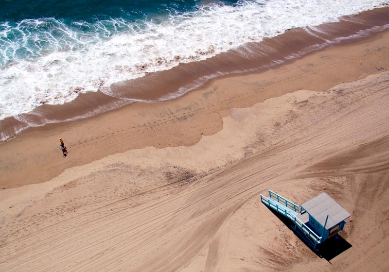 santa monica lifeguard stand aerial maison gray Beaches Around the World Seen from Above