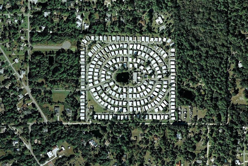 aerial patterns of human housing developments on google maps 15 Patterns of Human Development Found on Google Maps