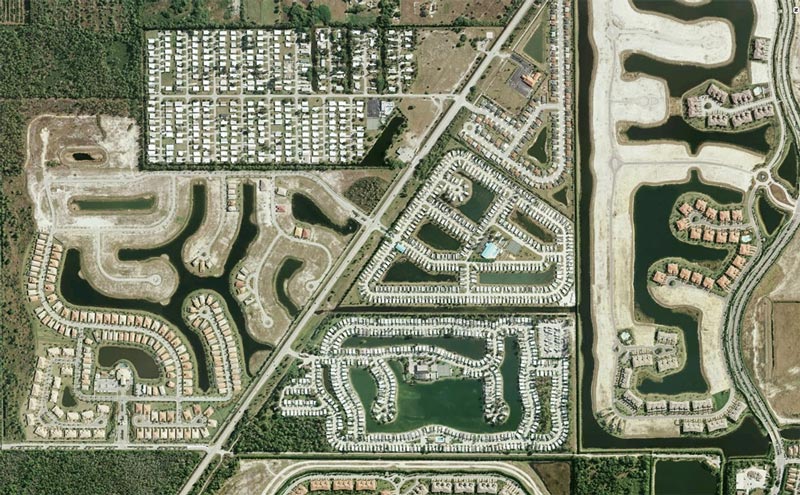 aerial patterns of human housing developments on google maps 18 Patterns of Human Development Found on Google Maps