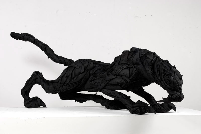 animals made from tires by yong ho ji 13 Animal Sculptures Made from Old Tires