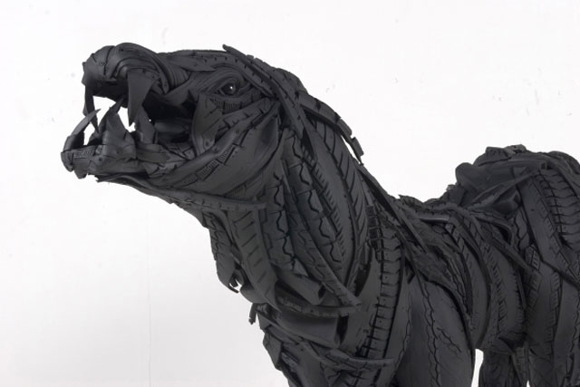 animals made from tires by yong ho ji 3 Animal Sculptures Made from Old Tires