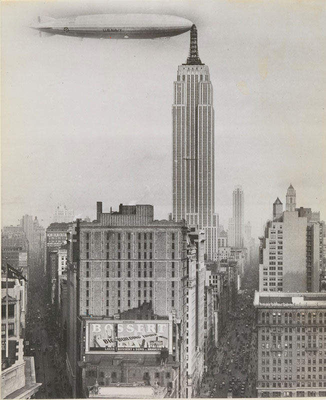 photo manipulation before digital age unknown artist dirigible docked on empire state building 15 Photo Manipulations Before the Digital Age