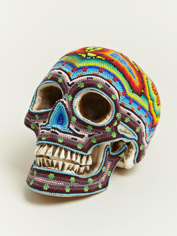 beaded skulls huivhol people of mexico 1 Amazing Native Mexican Beaded Skulls