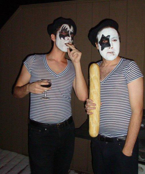 french kiss halloween costume 23 Funny and Creative Halloween Costumes