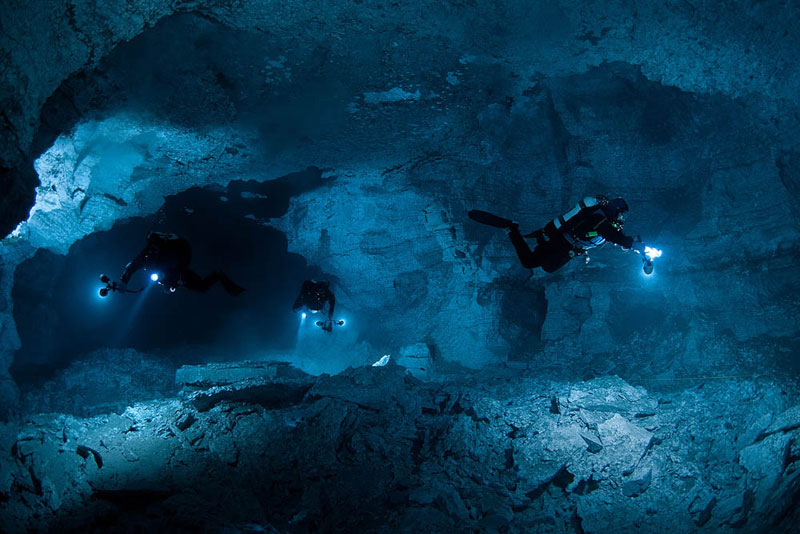 longest underwater cave in russia ordinskaya orda cave 1 Exploring the Longest Underwater Cave in Russia