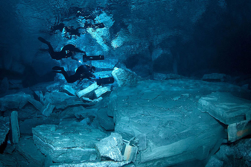 longest underwater cave in russia ordinskaya orda cave 7 Exploring the Longest Underwater Cave in Russia