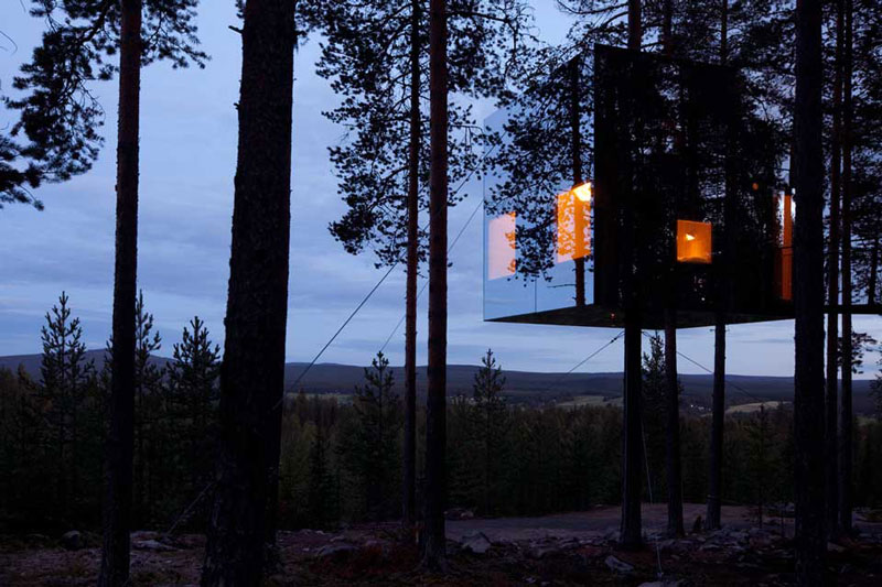 mirrorcube treehouse sweden treehotel 1 The Treehotel in Sweden for Nature Lovers