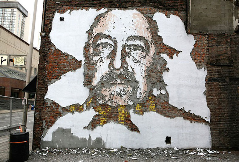 portraits chiseled into walls street art vhils alexandre farto 7 15 Street Art Portraits Chiseled Into Walls