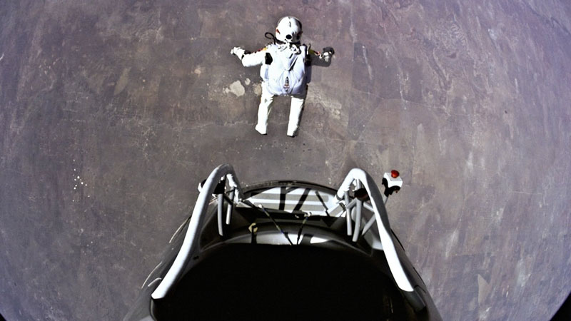 red bull stratos felix baumgartner space jump 11 Heres What Wingsuit Flying Through a 20 ft Gap at 100 mph Looks Like