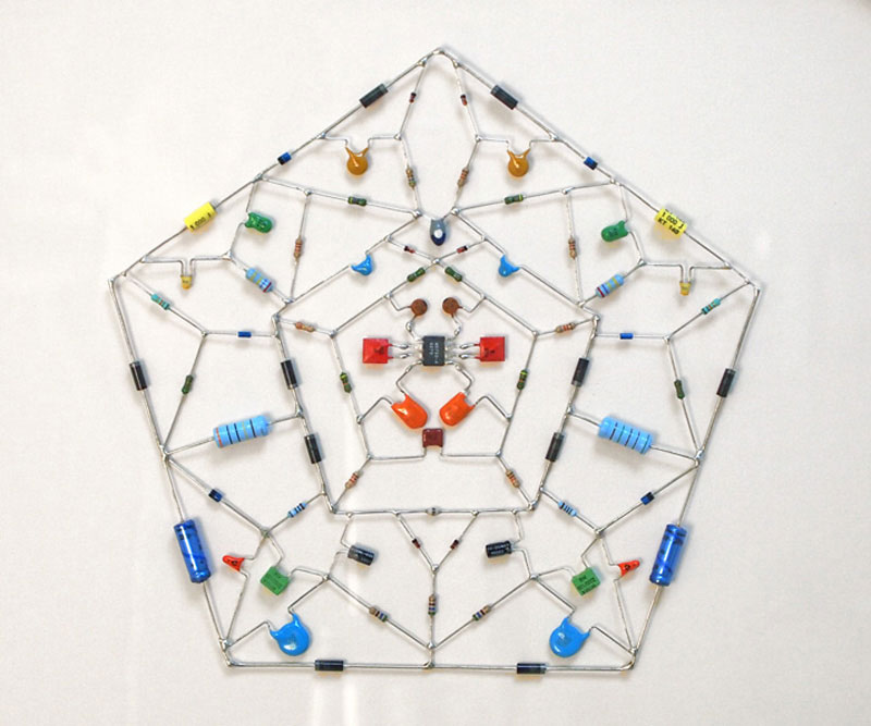 tech mandalas made from circuits leonardo ulian 4 Technological Mandalas Made From Circuitry