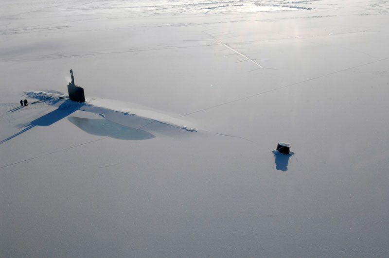 uss annapolis submarine surfaces in the arctic through the ice Picture of the Day: A Submarine Surfaces Through Arctic Ice