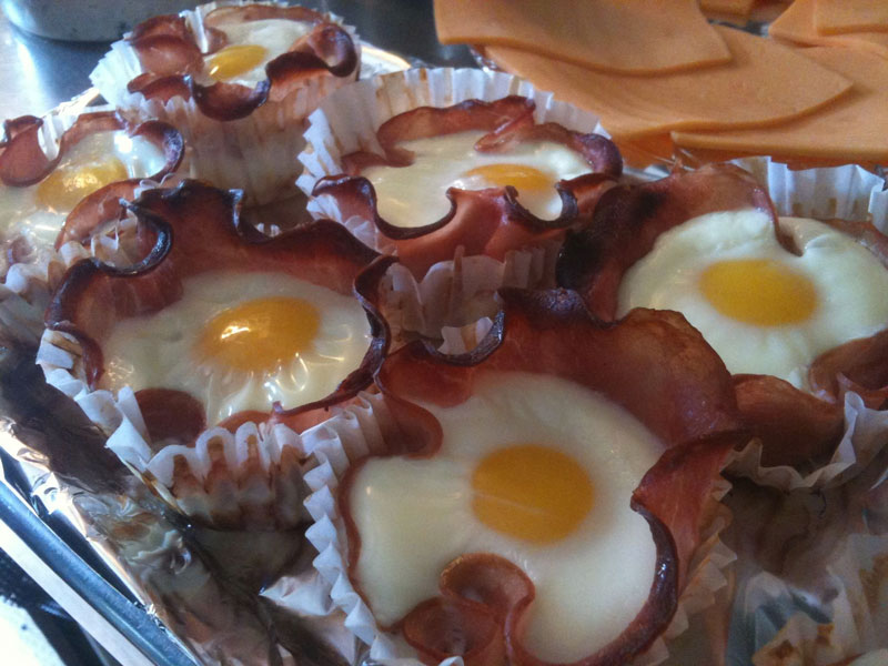 eggs cooked inside bacon cupcakes What 200 Calories of Various Foods Looks Like