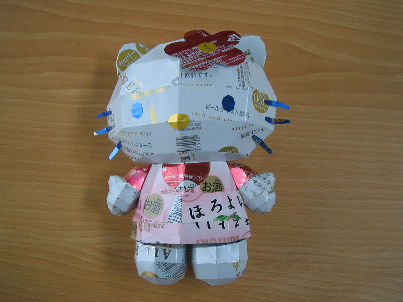 hello kitty  made from aluminum cans japanese artist makaon