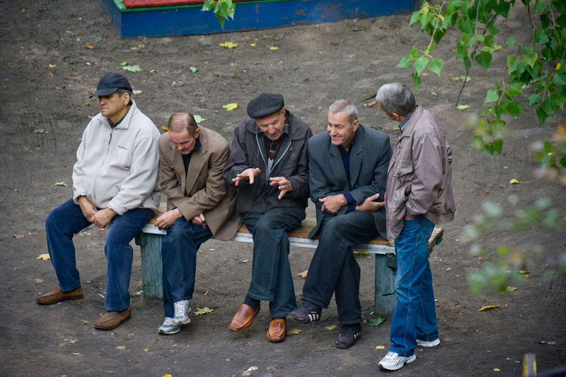 life of a bench eugene kotenko 2 The Life of a Bench in the Ukraine