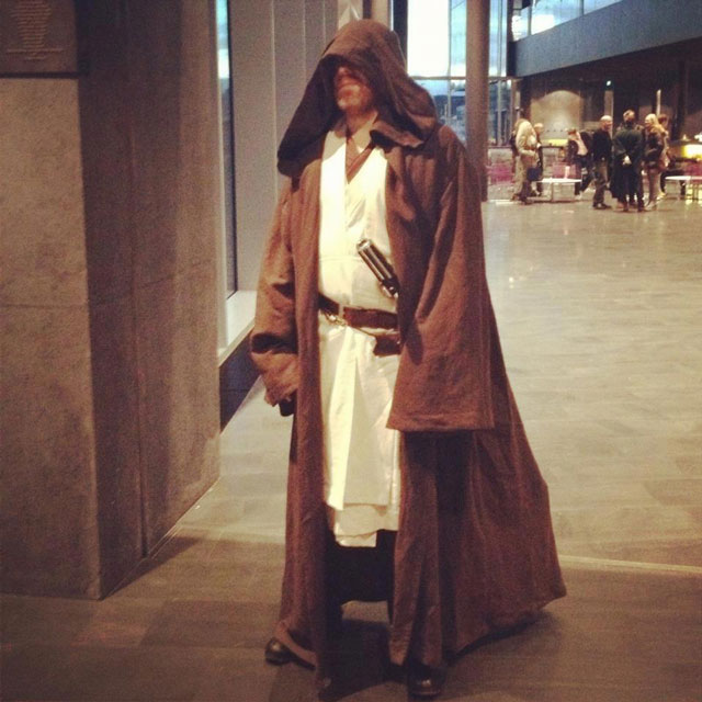 mayor of reykjavic dressed as a jedi 12 Reasons Why Jon Gnarr is the Worlds Most Interesting Mayor