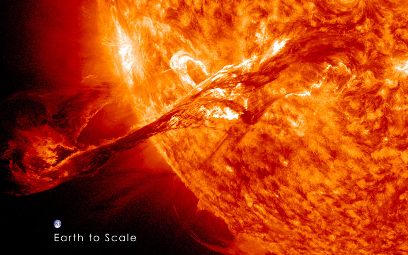 our sun erupts Picture of the Day: Our Sun Erupts