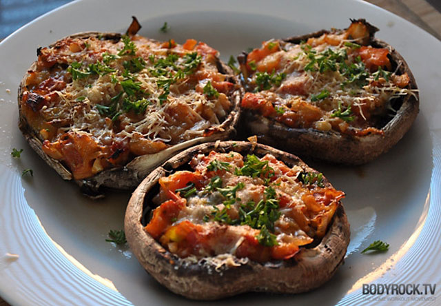 portabello mushroom pizza 12 Delicious Dishes Served Inside Other Foods